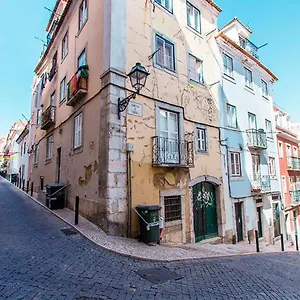 Cosy Chiado By Homing Apartment Lisbon